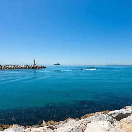Puerto Banus, Marina Banus, 2br, 2bth, Pool, Parking, Marbella, 2h Apartment Marbella