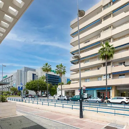 Puerto Banus, Marina Banus, 2br, 2bth, Pool, Parking, Marbella, 2h *