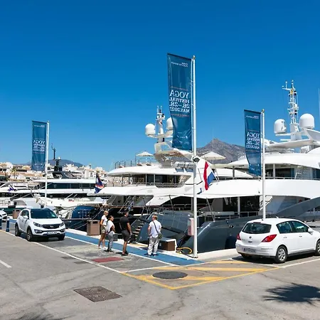 Puerto Banus, Marina Banus, 2br, 2bth, Pool, Parking, Marbella, 2h Marbella